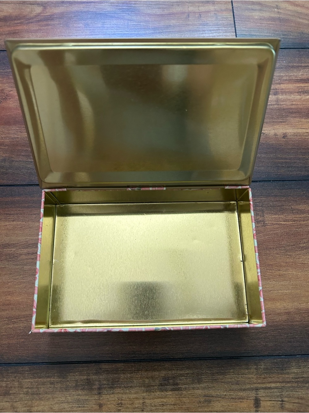 Louis Sherry Decorative Bird Tin with Pink Flowers - Picture 2 of 7
